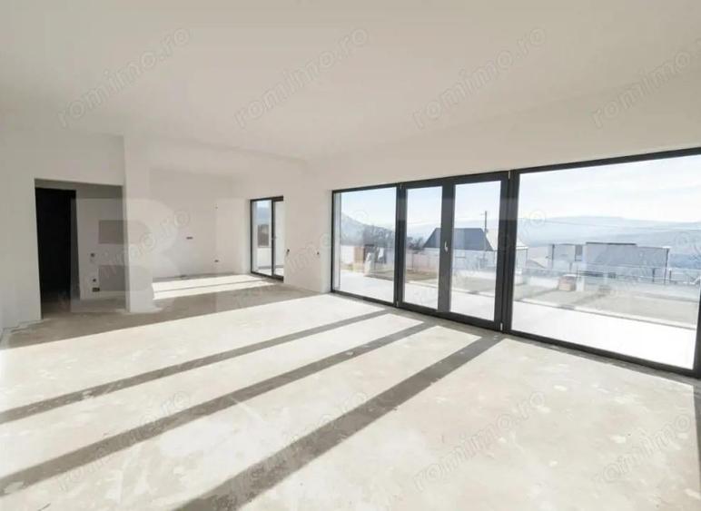 Casa luminoasa cu vedere panoramica 150, mp teren 770 mp, Chinteni - 1