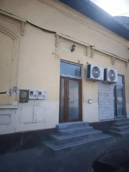 Inchiriere spa?iu central in Lipova - 3