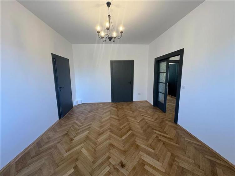 Spatiu de birouri, NOU, 120 mp utili, situat in zona Parcul Central! - 17