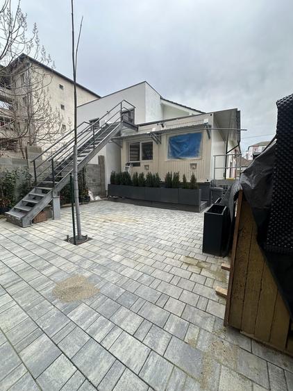 Inchiriez spatiu la demisol pe strada Borzesti 38m - 4