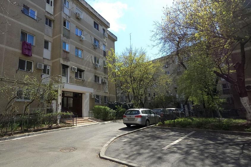 Garsoniera 27 mp – 3 min Metrou Crangasi – Bloc 1981 – Comision 0% - 14