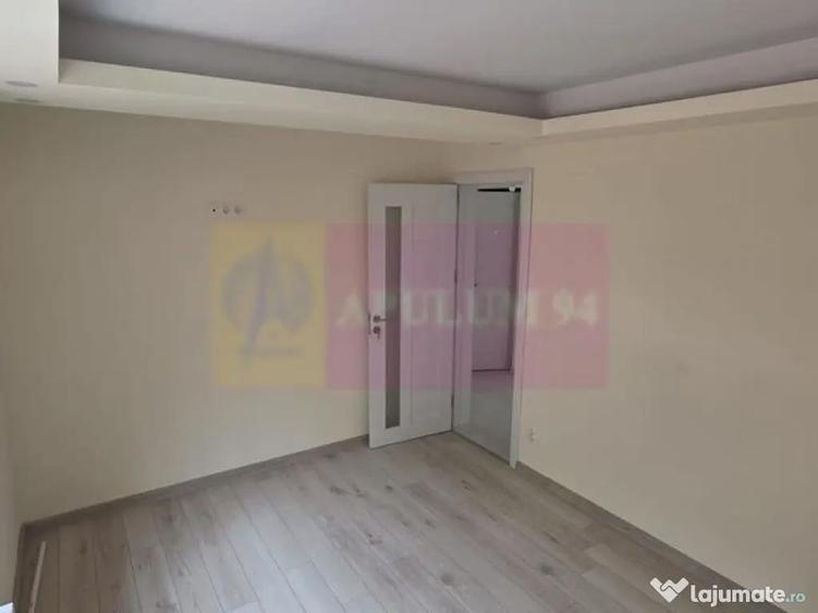 Apartament 2 camere, parter, de vanzare in Busteni - 3