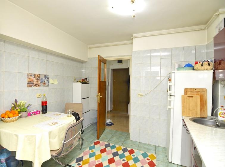 VANZARE GARSONIERA UNIRII – NERVA TRAIAN - BLOC LOTTO - 15