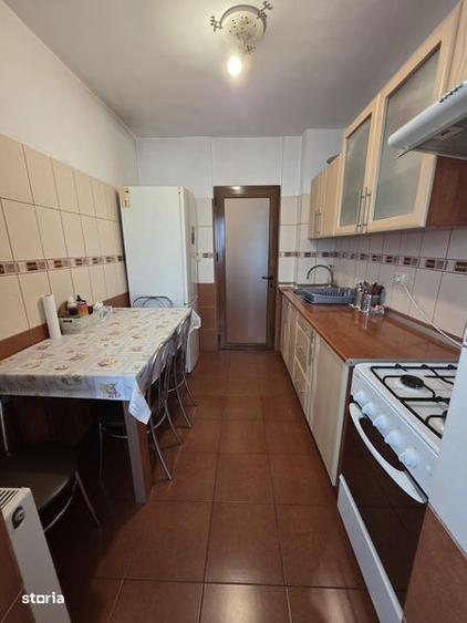 Apartament 3 camere zona Cina scoala 10 - 7