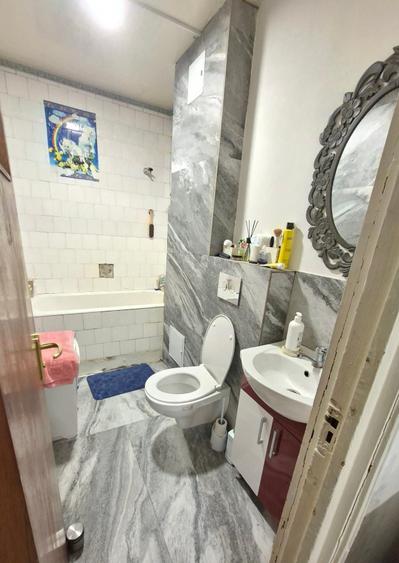 Obor,Colentina,Teiul Doamnei langa Sectia 7 Politie,10 minute metrou - 7