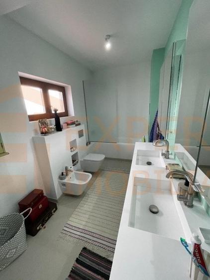 Casa situata in zona TUZLA - 9