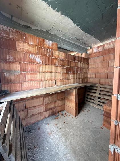 Duplex la rosu - 3 dormitare- Dumbravita - 4