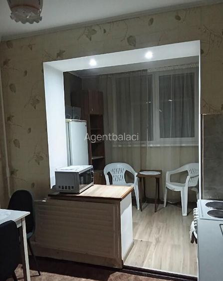 Garsoniera de inchiriat in zona Florilor