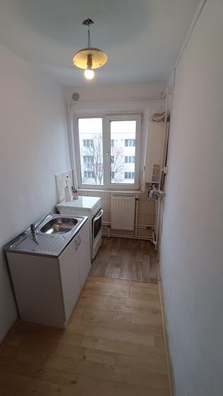 Apartament 2 Camere - Narcisa, Bacau / 38 mp utili / Etaj 4/4 - 3
