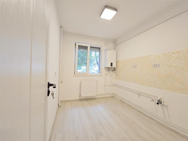 Spatiu comercial modern in Bacau, ideal pentru afacerea ta! - 4