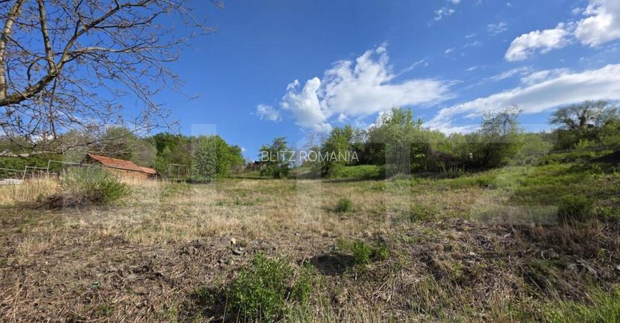 Teren Intravilan de vanzare, 900 mp, zona Valea Jelnei