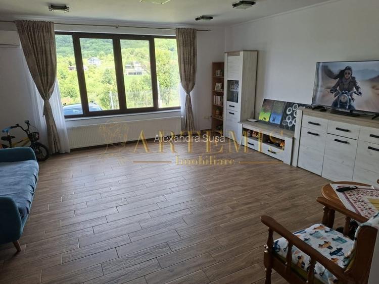 Casa individuala, decomandata, 3 camere, 84 mp, teren 400 mp., zona Valea Jelnei