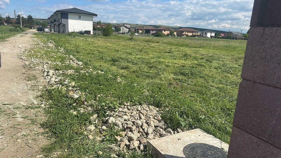 Teren intravilan - 3