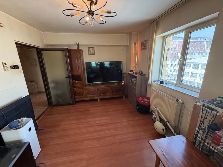 Apartament de 2 camere - DECOMANDAT - Zona Tătărași - bloc 2005 - 1