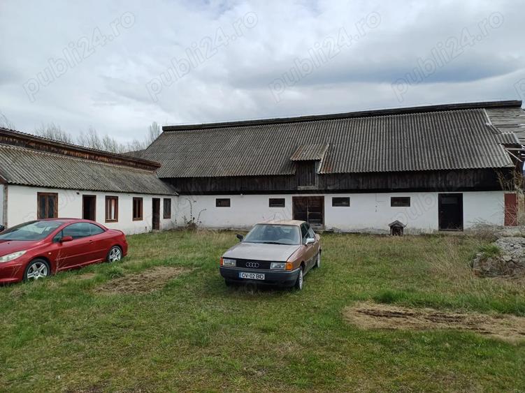 Vand imobil cu teren aferent 2650mp - 2