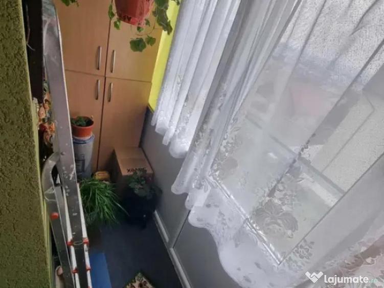 Garsoniera Confort Sporit - Etajul 3 Zona Burdujeni - 1