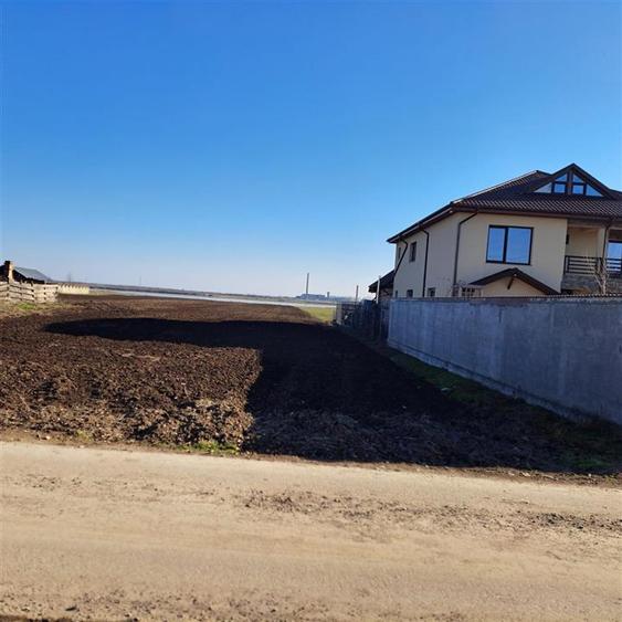 Teren 5549 mp zona Lacu Sarat, 12 euro mp - 4