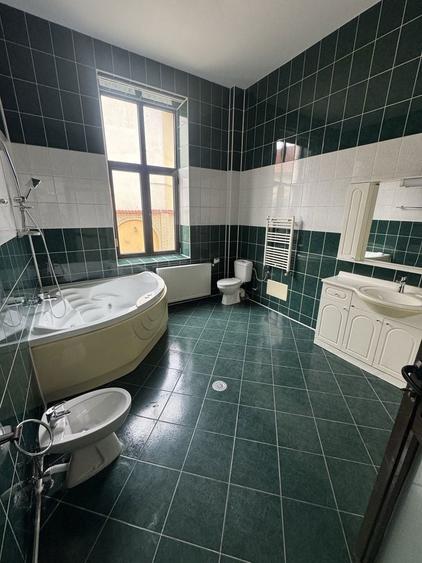 Casa de inchiriat zona centrala - 1