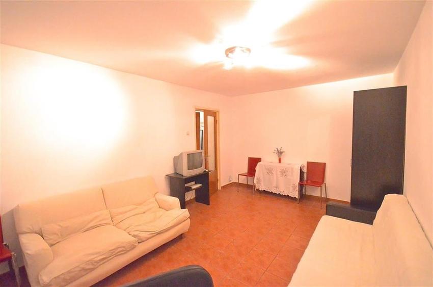 Inchiriere Garsoniera spatioasa Berceni - Straja - 2