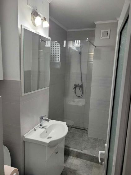 Inchiriez garsoniera decomandata - 5