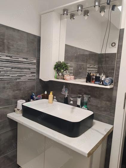 Apartament de vanzare - 4