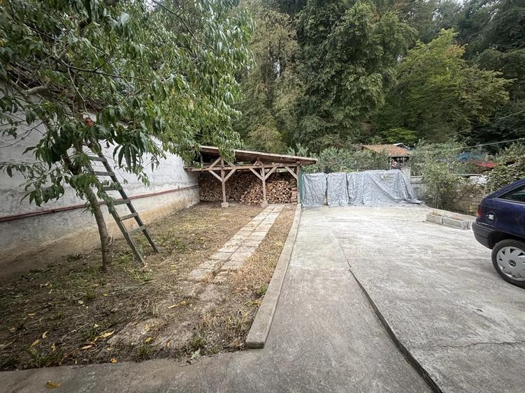 Casa de vanzare in Sighi?oara, str. La Leu - 268 m' utili, teren 352 m?, construc?ie 2008 - 2