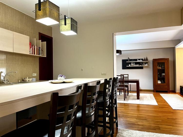 Casa spațioasă și primitoare cu garaj dublu, în Braytim – Soarelui - 12