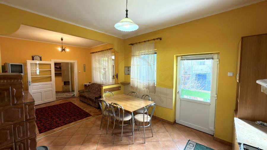 Casă 6 camere cu Teren 950 mp | 2 Fronturi ≈ 61 m | Carei - 12