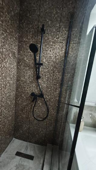 Apartament 3 camere de inchiriat - 1