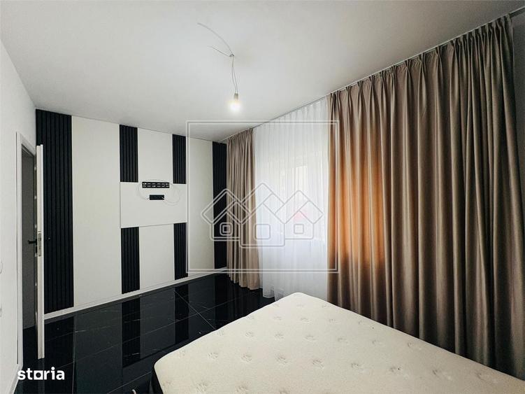Apartament cu 2 camere decomandat în Cristian