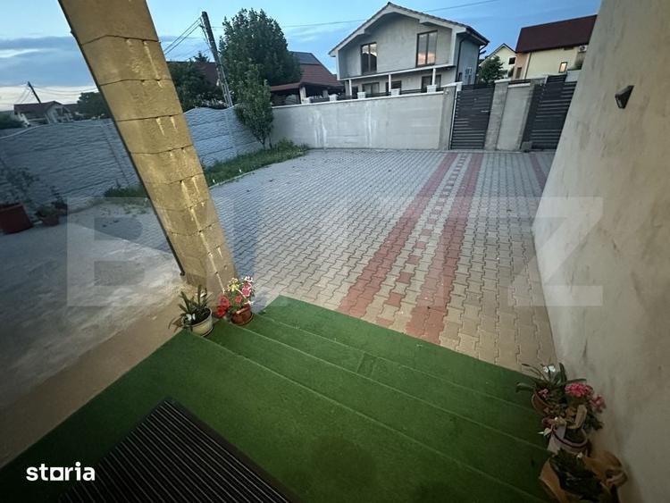 Casă cu 4 camere cu Teren 557 Mp în Păulești