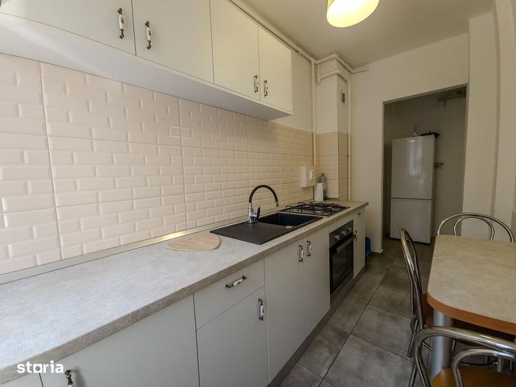 Apartament cu 3 camere decomandat în Central