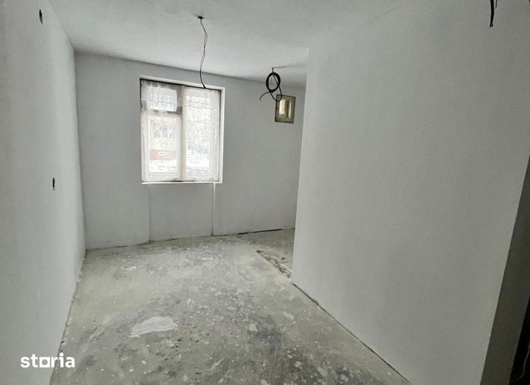 Apartament cu 3 camere în Calea Romanului
