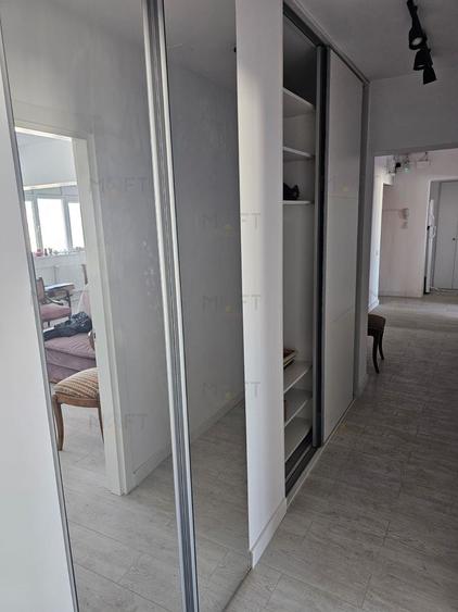 Apartament cu 3 camere decomandat, mobilat în Pantelimon