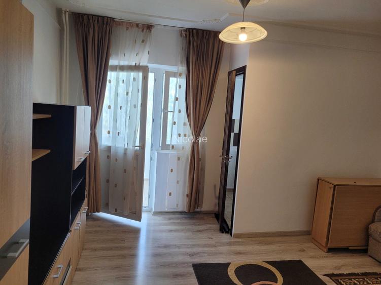 Inchiriez apartament 1 camera Poitiers Iasi