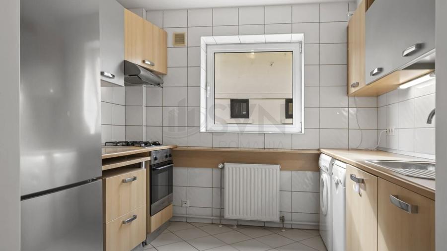 Apartament cu 3 camere decomandat, mobilat în Primăverii