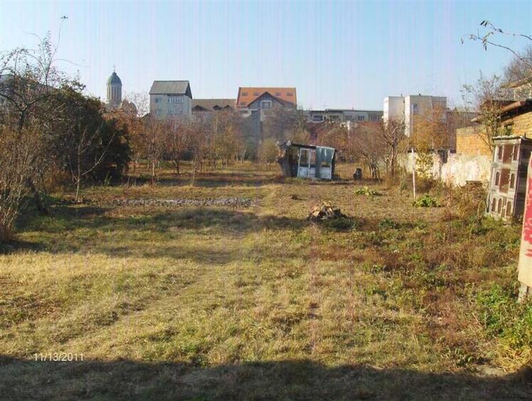Teren intravilan de 2717 mp, în Central