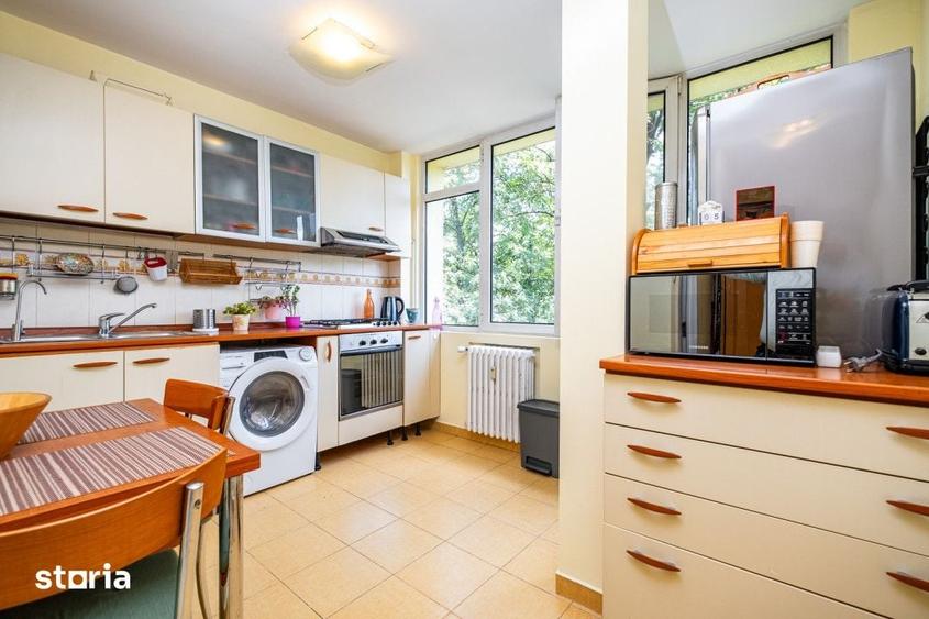 Apartament cu 3 camere în Aviatorilor