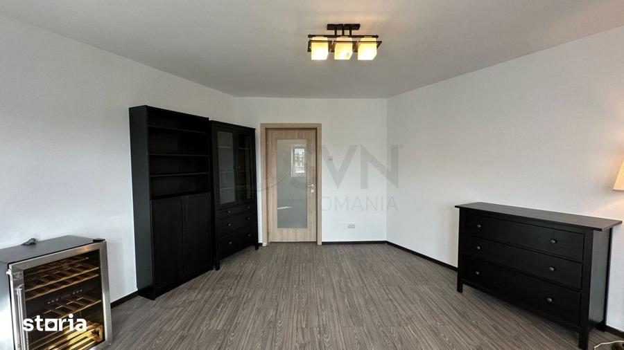 Apartament cu 6 camere decomandat în Alba Iulia