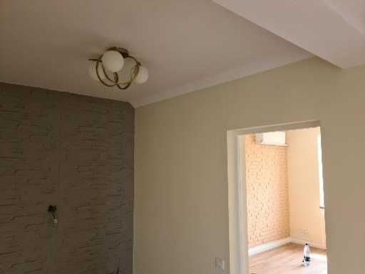 Casă cu 3 camere cu Teren 175 Mp în Central