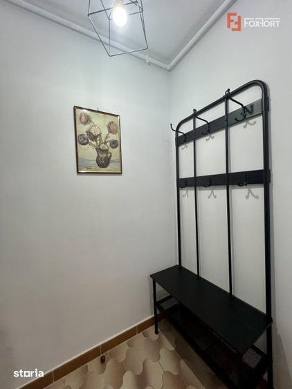 Apartament cu 2 camere semidecomandat, mobilat în Olimpia-Stadion