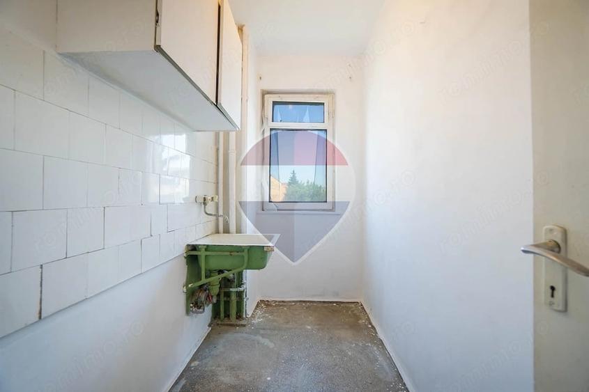 Apartament cu 2 camere semidecomandat în Florilor