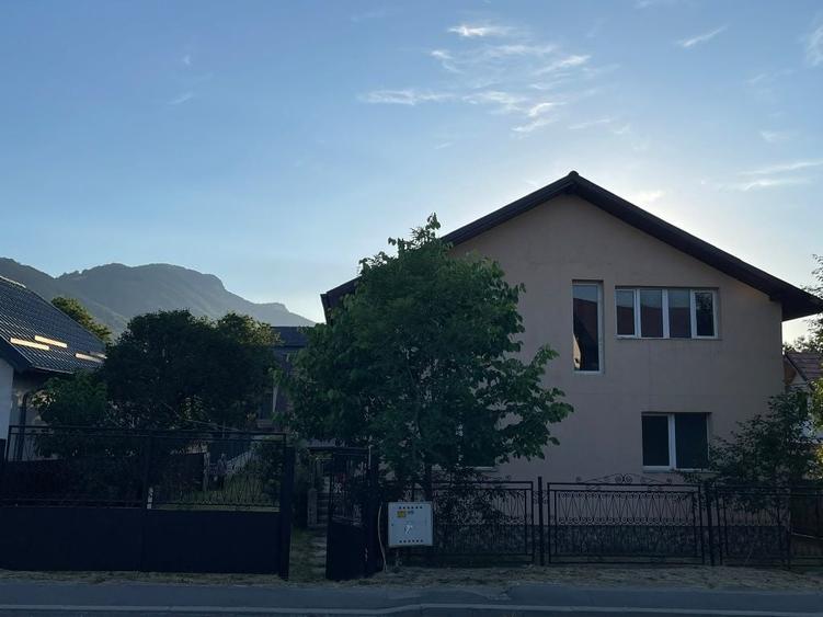 Casă cu 4 camere în Bran