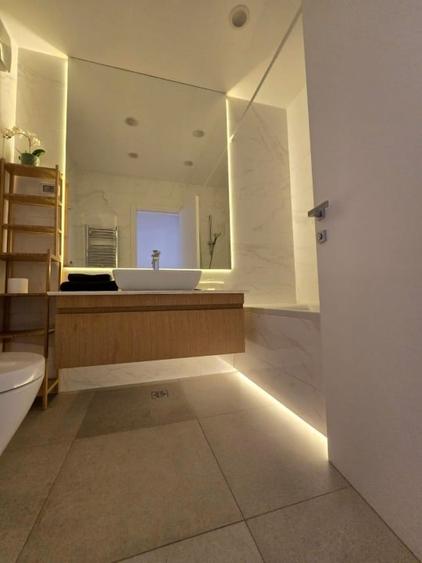 Apartament cu 3 camere decomandat în Herăstrău