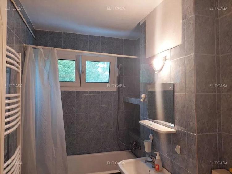 Apartament cu 2 camere semidecomandat, mobilat în Tătărași