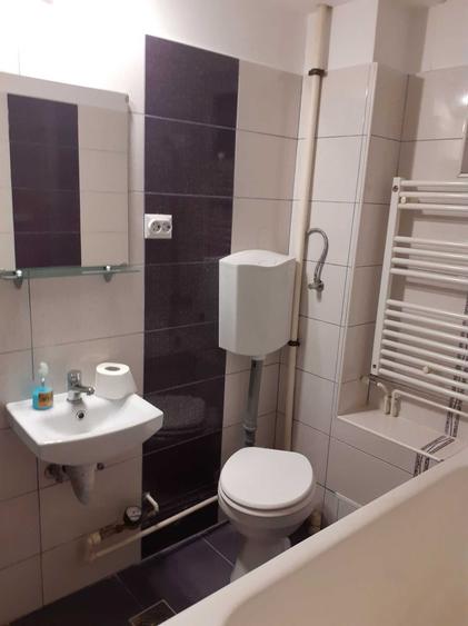 Inchiriez apartament 2 camere pe str. Moldovei Targu-Mures - 1