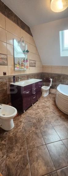 Casă individuală cu 5 camere cu Canalizare în Cristești