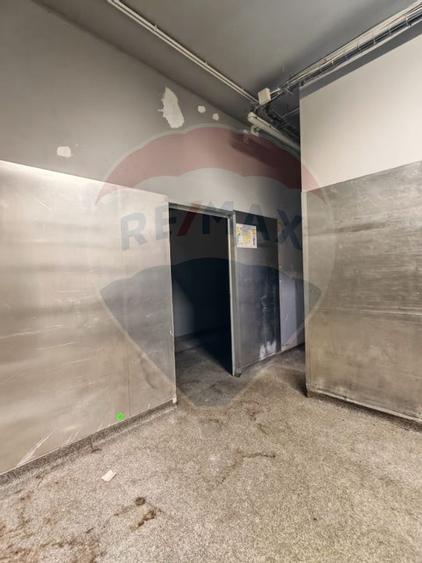 Spațiu comercial de 70mp de închiriat în zona Noua - 9