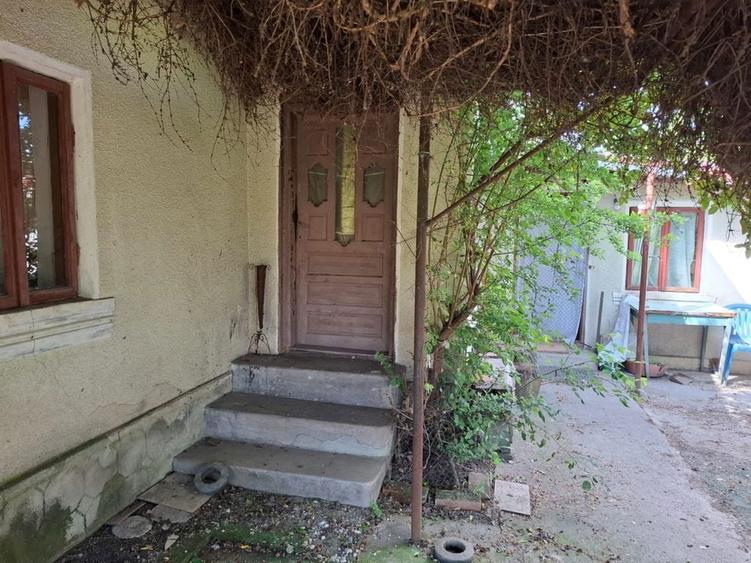 Casa + teren 1.000 mp, 20 m deschidere la strada principala, Vladuleni, Gorj - 4