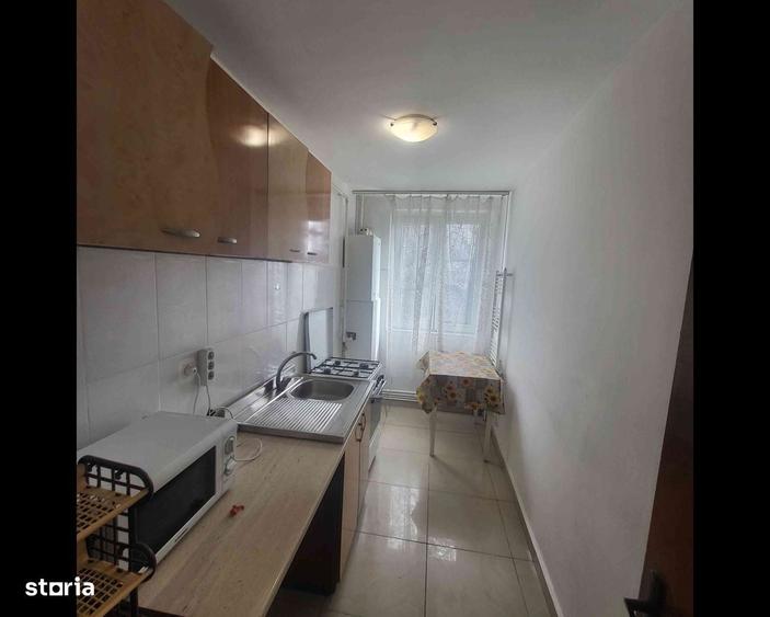 Apartament 2 camere semidecomandate Etaj.1 gara - 5